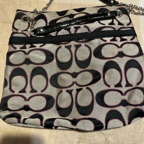 Coach Black and Gray Signature Shoulder Bag - Picture 3 of 6